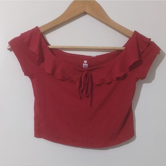 Me to We Red Ruffle Crop Top Size Small - Picture 1 of 3